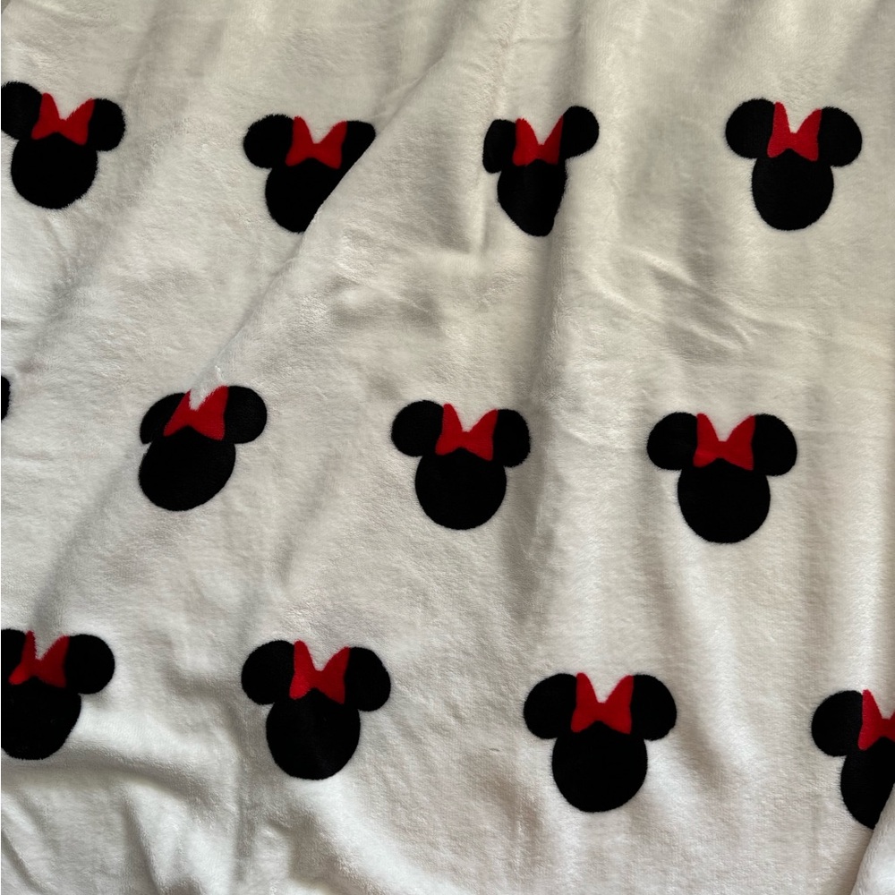Minnie Mouse fleece Blanket